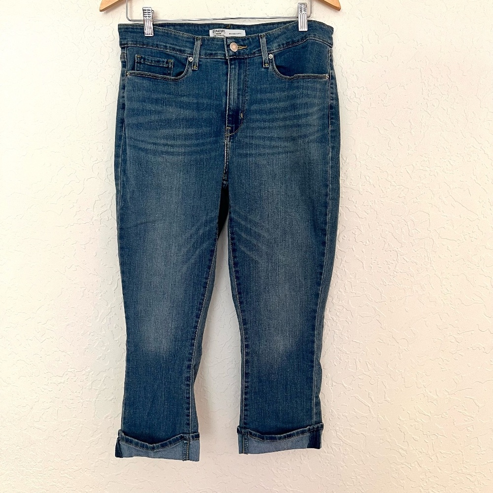 Levi's Signature Gold Womens Mid-Rise Capri Jeans Size 10 W30